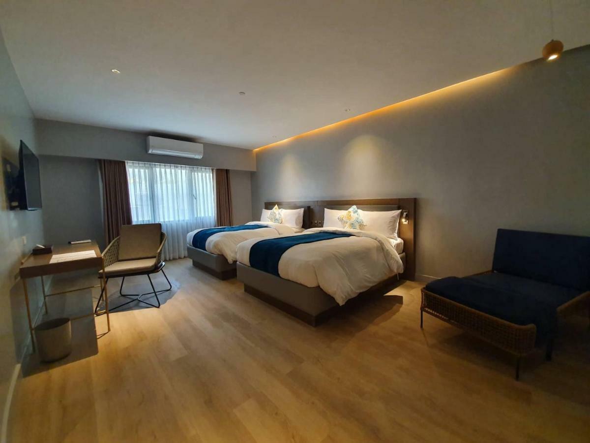 พินนาเคิล โบราไกย์ Hotel Balabag  ภายนอก รูปภาพ