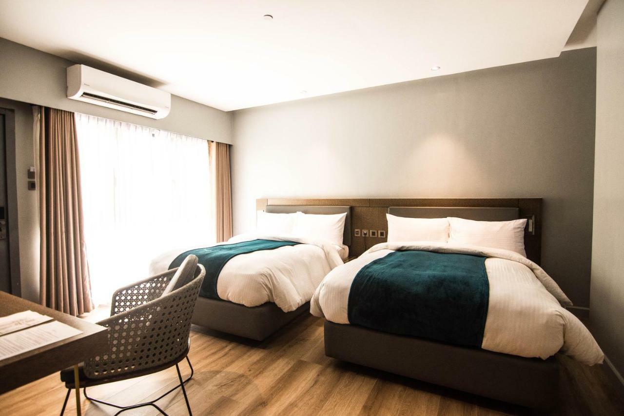 พินนาเคิล โบราไกย์ Hotel Balabag  ภายนอก รูปภาพ